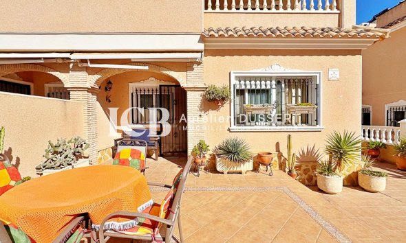 Revente - Maison mitoyenne -
Orihuela Costa - Villamartín