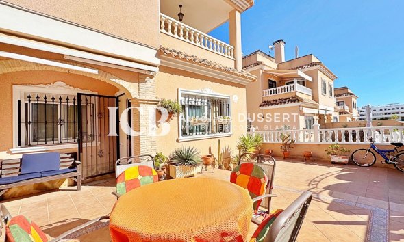 Revente - Maison mitoyenne -
Orihuela Costa - Villamartín