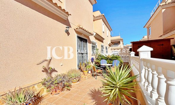 Revente - Maison mitoyenne -
Orihuela Costa - Villamartín