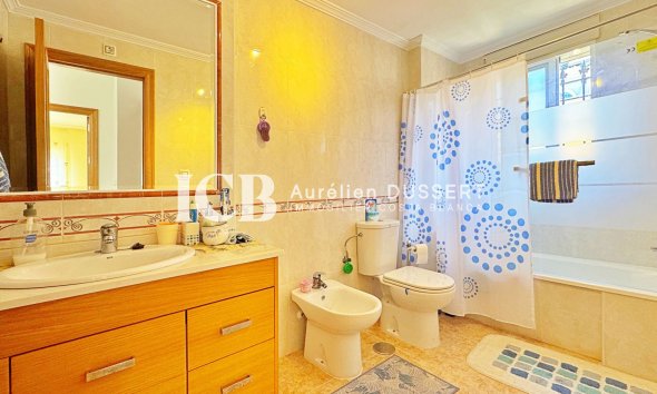 Revente - Maison mitoyenne -
Orihuela Costa - Villamartín