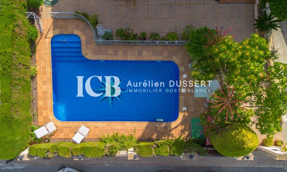 Reventa - Casa independiente -
Torrevieja