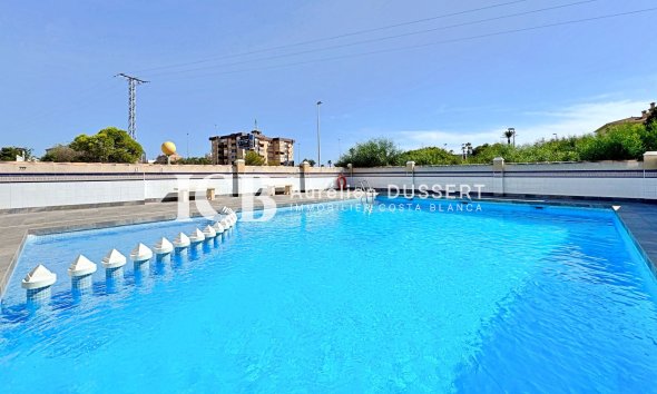 Revente - Appartement -
Orihuela Costa - La Zenia