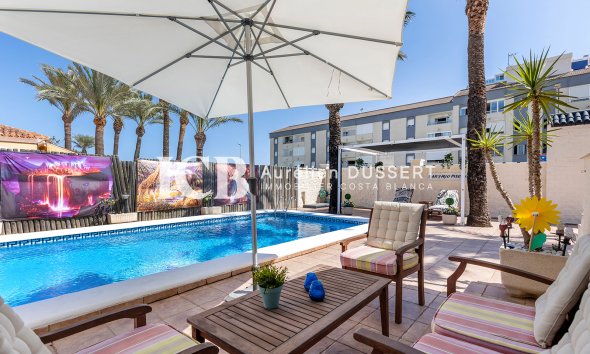 Revente - Maison individuelle -
Punta Prima - Torrevieja