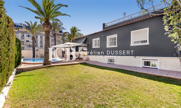 Revente - Maison individuelle -
Punta Prima - Torrevieja