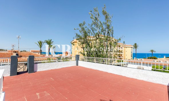 Revente - Maison individuelle -
Punta Prima - Torrevieja