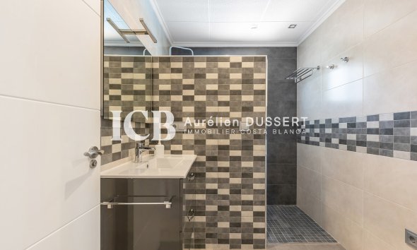 Revente - Maison individuelle -
Orihuela Costa - Playa Flamenca