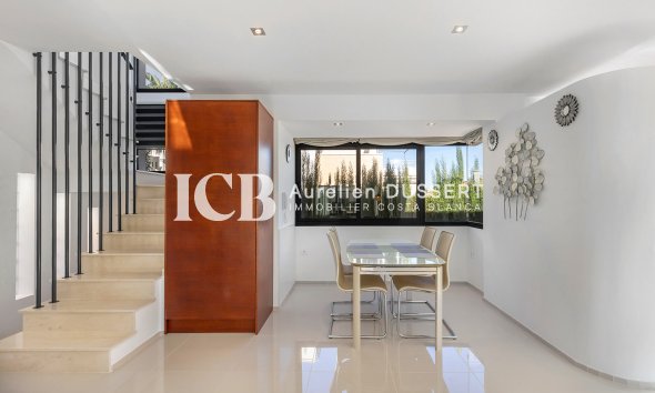 Revente - Maison individuelle -
Orihuela Costa - La Zenia