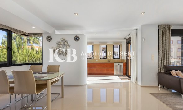 Revente - Maison individuelle -
Orihuela Costa - La Zenia