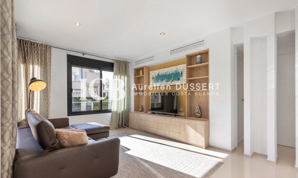 Revente - Maison individuelle -
Orihuela Costa - La Zenia