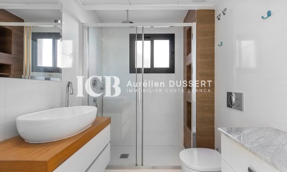 Revente - Maison individuelle -
Orihuela Costa - La Zenia