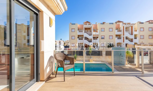 Revente - Maison individuelle -
Orihuela Costa - La Zenia