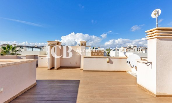 Revente - Maison individuelle -
Orihuela Costa - La Zenia