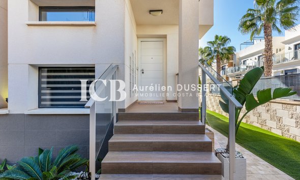 Revente - Maison individuelle -
Orihuela Costa - La Zenia