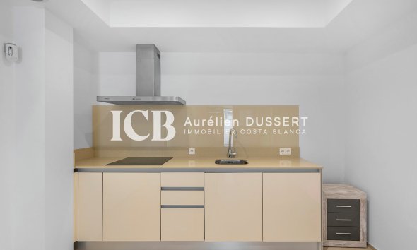 Revente - Maison individuelle -
Orihuela Costa - La Zenia