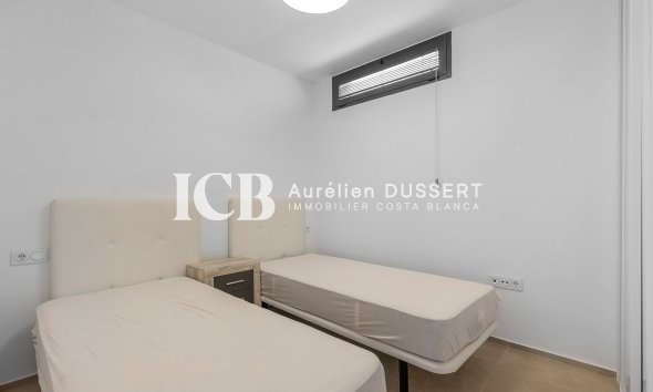 Revente - Maison individuelle -
Orihuela Costa - La Zenia