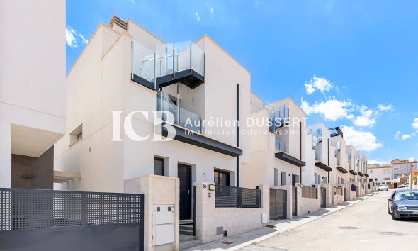 Revente - Maison individuelle -
Orihuela Costa - Villamartín