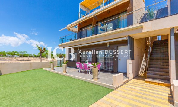 Resale - Apartment / flat -
Mil Palmeras