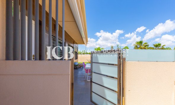 Resale - Apartment / flat -
Mil Palmeras