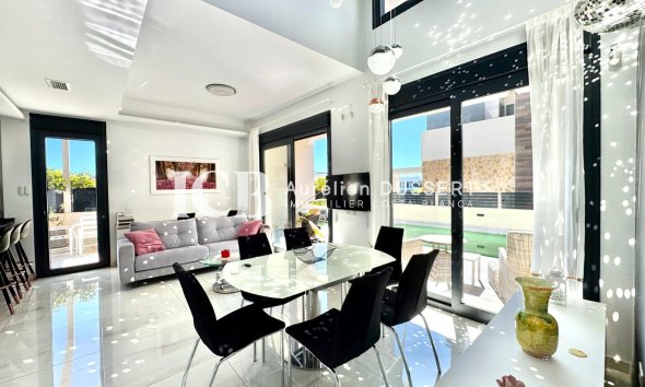 Revente - Maison individuelle -
Orihuela Costa - Lomas de Cabo Roig