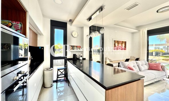 Revente - Maison individuelle -
Orihuela Costa - Lomas de Cabo Roig