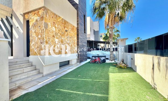 Revente - Maison individuelle -
Orihuela Costa - Lomas de Cabo Roig