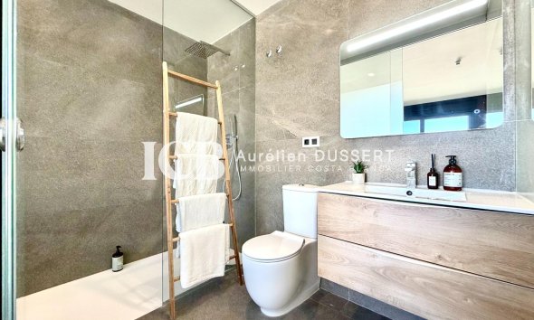 Resale - Villa -
San Miguel de Salinas