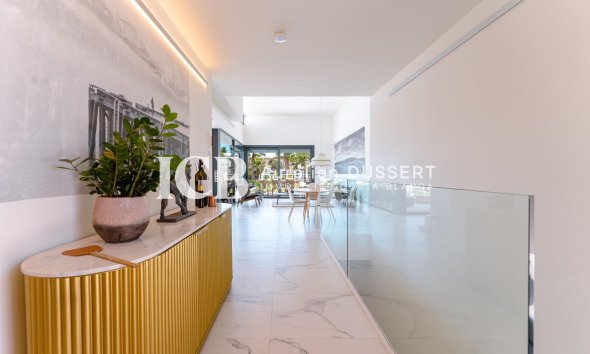 Resale - Villa -
San Miguel de Salinas