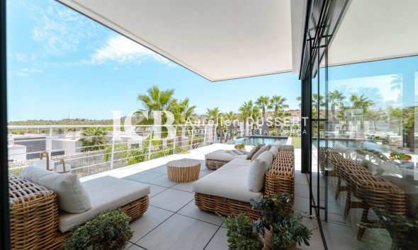 Resale - Villa -
San Miguel de Salinas