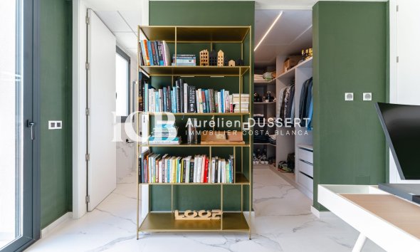 Resale - Villa -
San Miguel de Salinas