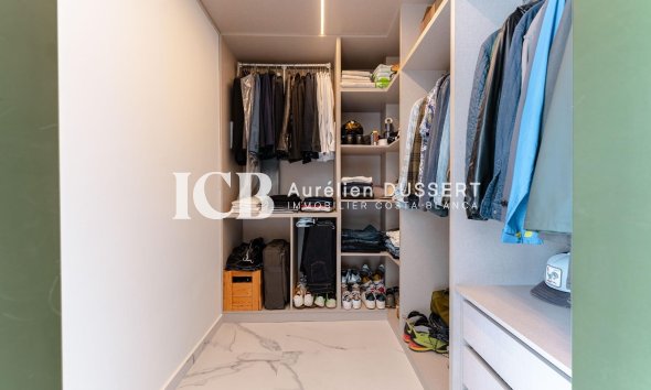 Resale - Villa -
San Miguel de Salinas