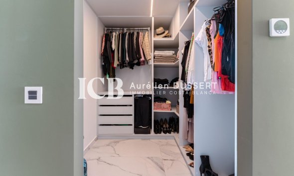 Resale - Villa -
San Miguel de Salinas