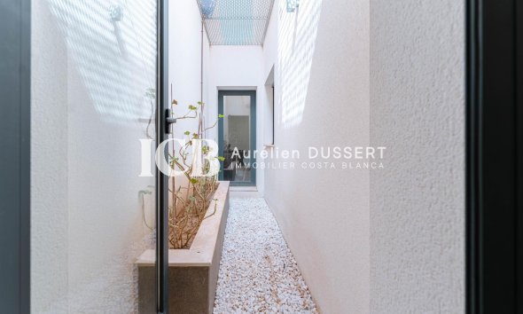 Resale - Villa -
San Miguel de Salinas