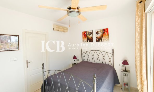 Revente - Maison individuelle -
Pilar de la Horadada