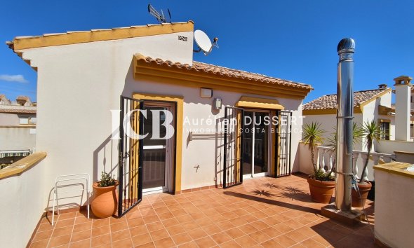 Revente - Maison individuelle -
Pilar de la Horadada