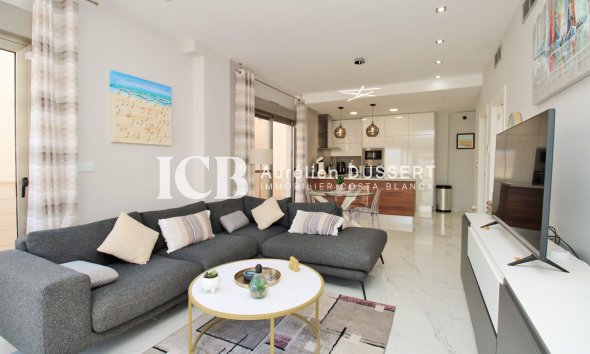 Revente - Maison individuelle -
Orihuela Costa - Villamartín