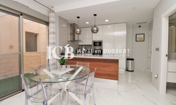 Revente - Maison individuelle -
Orihuela Costa - Villamartín