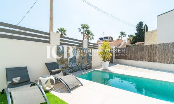 Revente - Maison individuelle -
Orihuela Costa - Villamartín