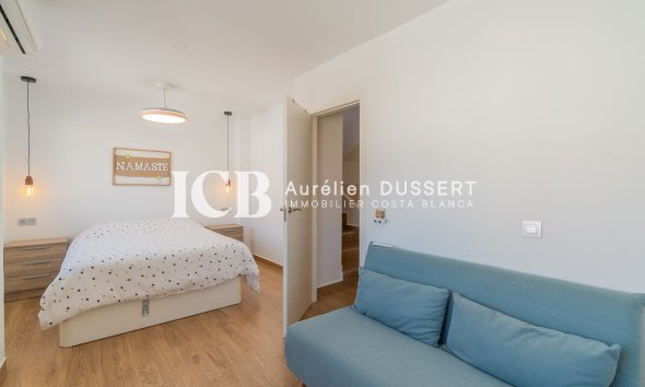 Revente - Maison mitoyenne -
Torrevieja - El limonar