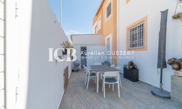 Revente - Maison mitoyenne -
Torrevieja - El limonar