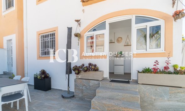 Revente - Maison mitoyenne -
Torrevieja - El limonar