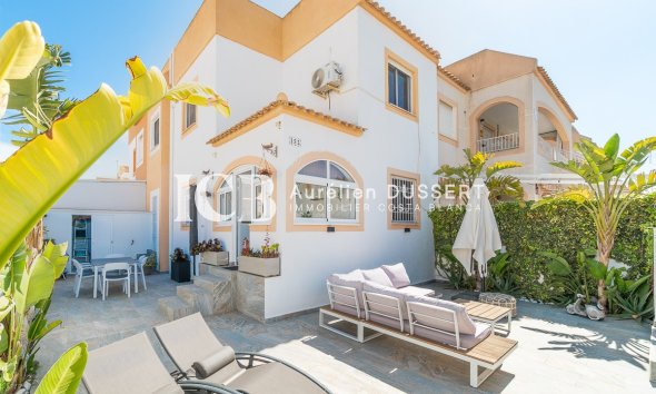 Revente - Maison mitoyenne -
Torrevieja - El limonar