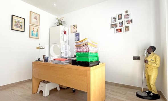 Resale - Villa -
Orihuela Costa - Villamartín