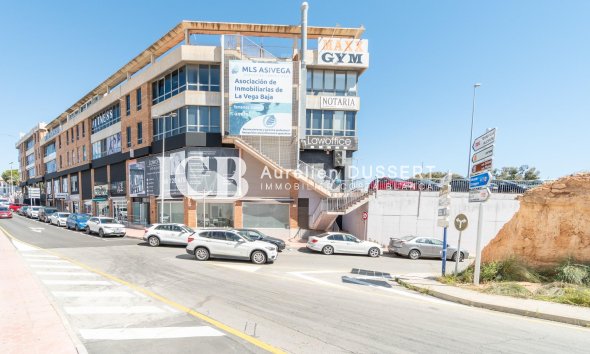 Long Term Rental - Commercial -
Orihuela Costa - Playa Flamenca