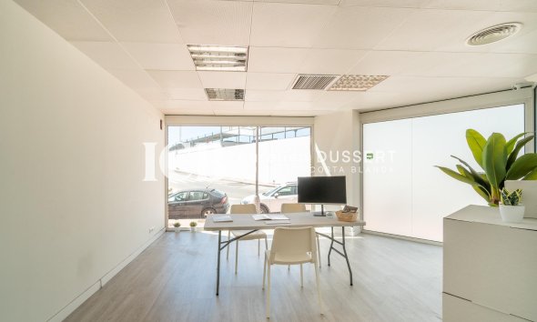 Long Term Rental - Commercial -
Orihuela Costa - Playa Flamenca