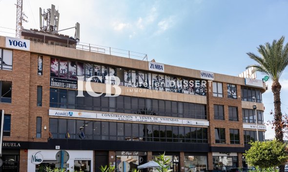 Long Term Rental - Commercial -
Orihuela Costa - Playa Flamenca