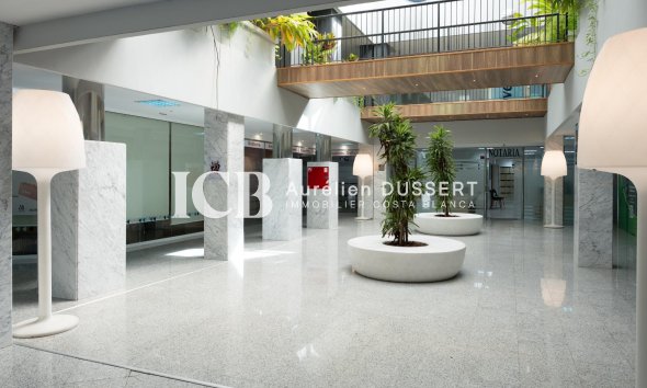 Long Term Rental - Commercial -
Orihuela Costa - Playa Flamenca