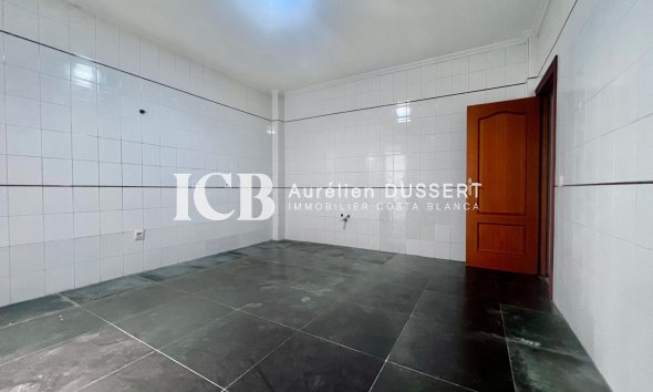 Resale - Apartment / flat -
Pilar de la Horadada - Zona Pueblo