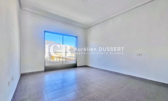 Resale - Apartment / flat -
Pilar de la Horadada - Zona Pueblo