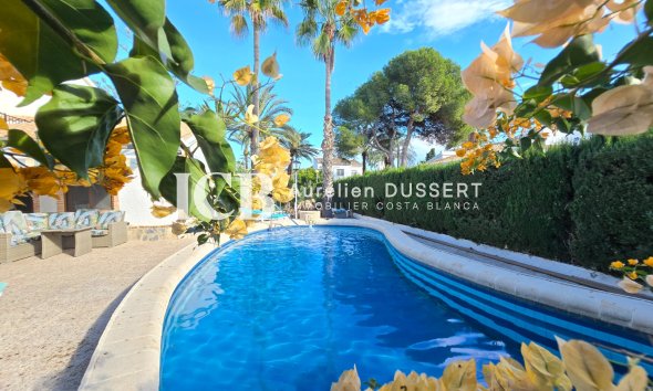 Resale - Villa * -
Orihuela Costa - Cabo Roig *