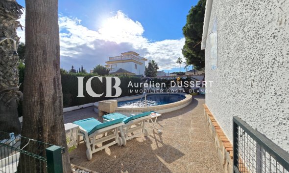 Resale - Villa * -
Orihuela Costa - Cabo Roig *